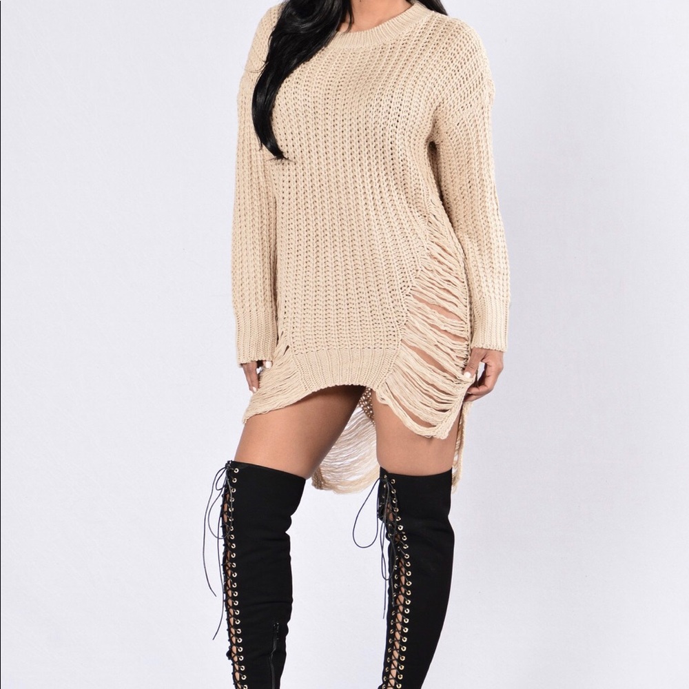 Loin heart Fashion Nova Sweater dress.